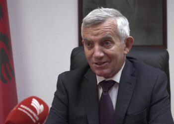 “Dita e Hapur e Lezhës” shkon në Prishtinë, ambasadori Minxhozi: Është prova e parë që ta sjellim një det të përbashkët këtu