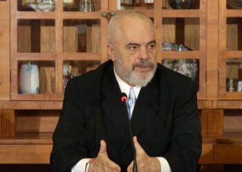 Lufta në Ukrainë/ Rama: S’ndalim investimet dhe rritjen e pagave. Me ndihmën e Zotit se ç’sjell ora, nuk…