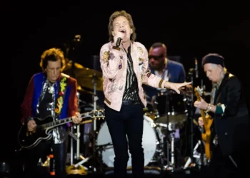 Rolling Stone festojnë 60-vjetorin me një turne europian