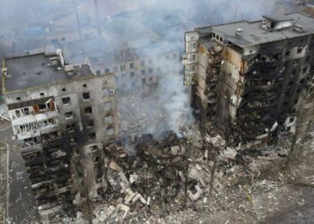VIDEO/ Shkatërrim dhe rrënoja nga pushtimi rus, ja çfarë ka mbetur pas në qytetet e bombarduara të Ukrainës