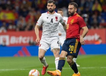 VIDEO/ E pësojmë me një gol të bukur në fund, Shqipëria mundet nga Spanja 2-1 në Barcelonë