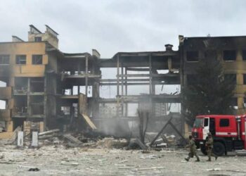 Rritet bilanci/ Sulmet ruse në bazën ushtarake, konfirmohen të paktën 70 viktima në Okhtyrka