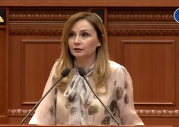 Tabaku akuza qeverisë për rritjen e çmimeve: Kriza në Shqipëri s’ka lidhje me luftën, por me korrupsionin