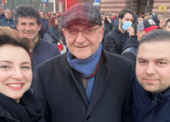 Studentja e protestës: “Kur shoh Petrit Vasilin aty më vjen për të vjellë”