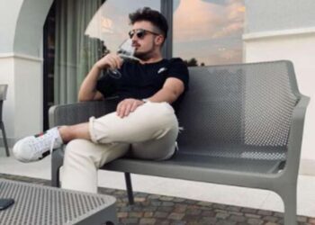 Krim i rëndë në familje! I riu vret me armë prindërit e tij, ja shkaku