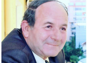 Fejton: Gomerët e Shqipërisë protestojnë