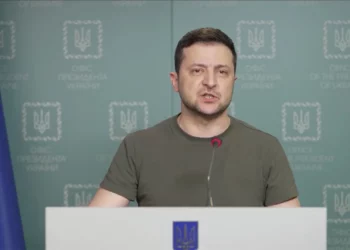 Zelensky do të mbajë një fjalim historik para deputetëve britanikë