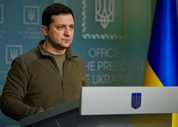 Zelensky shpërthen ndaj Perëndimit: Doni që ne të vritemi pak nga pak, kjo është përgjegjësia e liderëve botërorë. Mbyllni qiellin…!