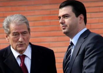 Lufta e padukshme, por më e egër brenda PD-së