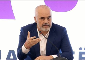 Rama i përgjigjet indirekt Berishës: Nëse duan shqiptarët, do e legalizojmë kanabisin për përdorim vetjak, po kjo lëndë ty s’të ngjall!