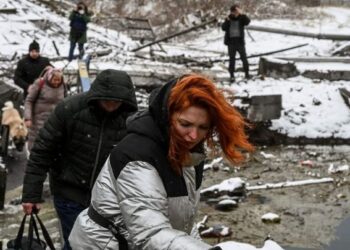 Lufta/ Rusia bie dakord për hapjen e një korridori humanitar në Mariupol