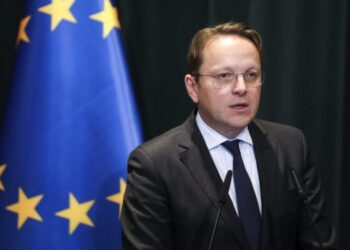 Shqipëria pret hapjen e negociatave me BE-në/ Oliver Varhelyi viziton sot Tiranën, takohet me Ramën