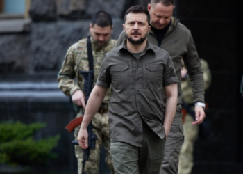 Presidenti Zelensky i prerë: Po u vranë “mbrojtësit” e Mariupol-it, s’ka më negociata!