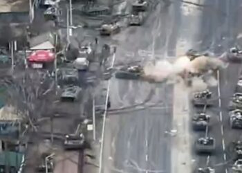 Ukrainat duan të evakuojnë civilët nga Mariupoli, bombardimet ruse nuk ndalen