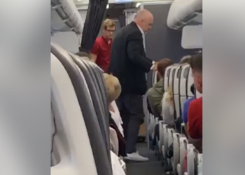 “Incident në avion”/ Der Spiegel: Kryeministri Rama shoqërohet nga Policia Federale