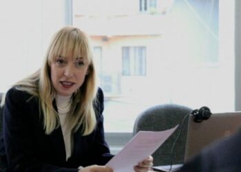 Gripi i shpendëve/ Ministrja e Bujqësisë siguron: Nuk ka vend për panik, ushqimet…