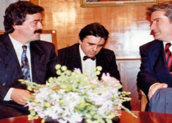 Rrëfimi i sinqertë i Momir Bullatoviç: Marrëveshja me Sali Berishën për thyerjen e embargos së naftës