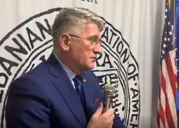 “Non grata” e Berishës goditje për të gjithë”/ Gjekmarkaj bashkëbisedim me “Vatra”-n në SHBA: Jam shumë i vogël për…!