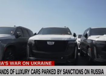 VIDEO/ 8 mijë makina luksoze me vlerë miliona euro të nisura drejt Rusisë, bllokohen nga Belgjika në doganë