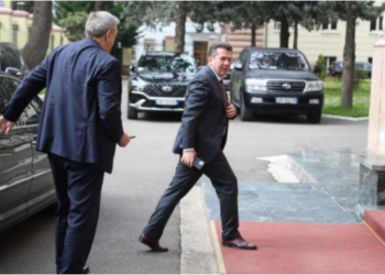 Përfundon takimi me Ballën, Mediu: Ramë dakord që të shtyhet konferenca e kryetarëve, duam president konsensual