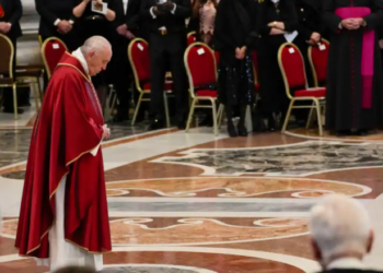 Dikur e quante “njollë” për njerëzimin/ Papa Françesku flet ndryshe: I kuptoj ato qeveri që blejnë armë, ne duhet të mbrohemi