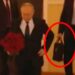 Foto që po trondit botën: Putini mban me vete valixhen e kodit të armëve bërthamore