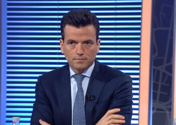 Shehaj zbulon gjendjen e PD: Brenda Grupit Parlamentar janë tre klane, përçarja lindi pas…