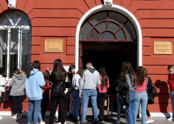 Studentët pak interes për dijet/ Pedagogët: Të rinj të pamotivuar, mungojnë praktikat profesionale
