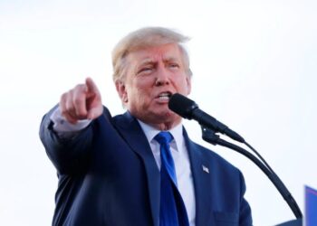 Gjobitet ish-presidenti Donald Trump: Shpërfilli vendimin e gjykatës