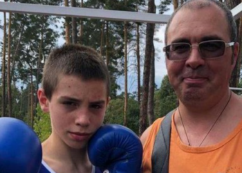 “Ma qëlluan babin në zemër dhe kokë”/ 14 vjeçari rrëfen tmerrin në Ukrainë: Plumbi kaloi nëpër…