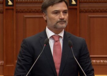 Alibeaj, debat me Felajn: Sa herë drejton ti seancën ndodhin incidente, nuk e di ça frustrimesh ke, por ruaj neutralitetin