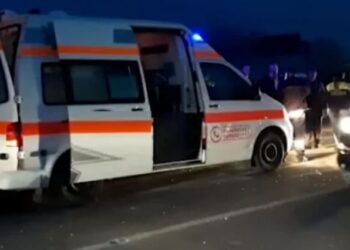 Gjendet i vdekur brenda në makinë një 38-vjeçar në Durrës/ Ja dyshimet e para të policisë