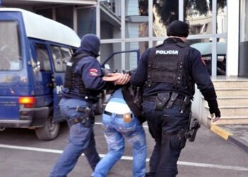 Emri/ Operacioni nën drejtimin e SPAK-ut, arrestohet anëtari i një grupi kriminal në Vlorë