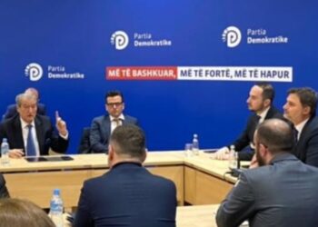 “Qëndrime personale të atyre që s’janë në Grup”/ Alibeaj përgënjeshtron Berishën: PD do të diskutojë për zgjedhjen e presidentit të ri