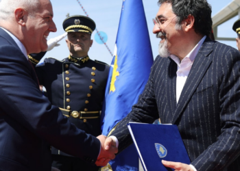 Hapet pika e re kufitare që lidh Shqipërinë me Kosovën/ Çuçi: Së shpejti nis zbatimi i marrëveshjes për lëvizjen e lirë