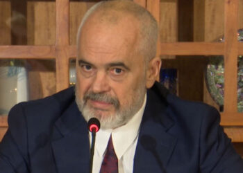 “Djersa e emigrantëve duhet çmuar”/ Rama: Ja çfarë do të ndodhë me bizneset që bëjnë evazion fiskal