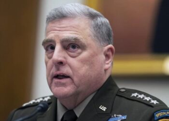 Shtimi i trupave kufi me Rusinë/ Apeli i gjeneralit të lartë amerikan: Më shumë baza amerikane në Evropën Lindore