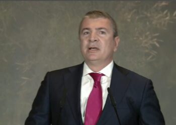 Kongresi i PS/ Gjiknuri pranon dhe gabimet e socialistëve, thumbon kritikuesit: Të nderuar cinikë dhe skeptikë, shkërmoqja e PD…!