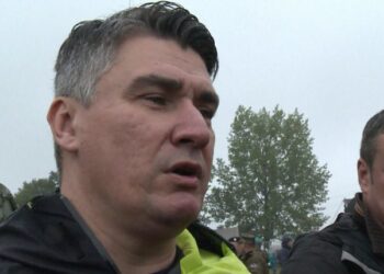 “Nuk e kuptoj përse po armatoset Serbia”/ Presidenti kroat zbardh misterin: Ja çfarë po thur Beogradi!