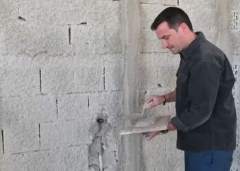 Veliaj në shkollën e re ‘Bashkim Fino’: 40 shkollat e reja të Tiranës janë histori suksesi, i japim fund mësimit me dy turne