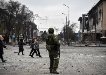 Kryebashkiaku: Rusët po përgatisin paradën e fitores më 9 maj në Mariupol