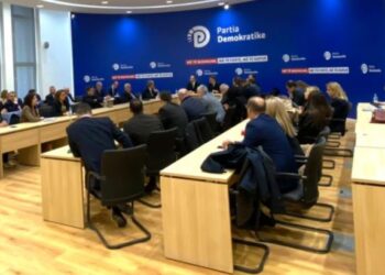 “S’pranojmë të bëhemi pis për…”/ Boçi: Hyjmë në negociata me kushtin që kandidatin për President ta caktojë opozita