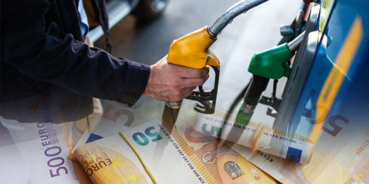 Ndryshon sërish çmimi i karburanteve/ Ja sa do të shiten nga sot nafta, benzina dhe gazi