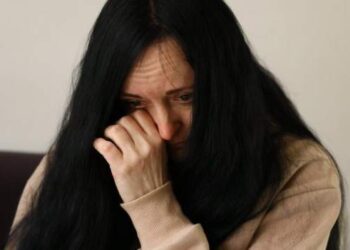 E trishtë/ Nëna ukrainase: Djali im fsheh bukën, frikësohet se nuk do të ketë ushqim