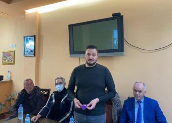 Sanksionet e SHBA / Ornaldo Rakipi: Do të jap dorëheqjen, babai im është super i pastër!