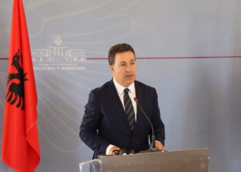 Ministri i Mbrojtjes së Kroacisë vizitë në Shqipëri, Peleshi: Të mos ketë hezitim për integrimin e Ballkanit Perëndimor