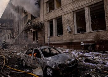 Kharkiv /Raketat ruse nuk falin, 2 të vdekur dhe 18 civilë të plagosur në qytet