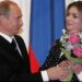 Perëndimi sanksione ndaj vajzave të Putin/ zhduket fotoja e të dashurës së tij nga media që ajo drejton