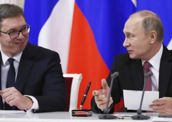 “Vuçiç si ‘Putin i vogël’ “/ Gazeta italiane: Perëndimi të reagojë sa s’është vonë pas kërcënimeve ndaj Kosovës!