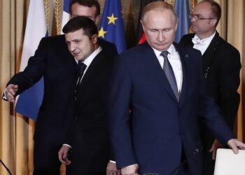 “Po na sulmojnë me artileri të fuqishme”/ Këshilltari i presidentit ukrainas: Rusët po tentojnë të…